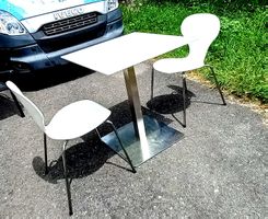 Tisch mit 2 Stühlen Designe aus Dänemark 2b