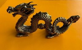 Sammelstück: Antiker chinesischer Drache aus Messing