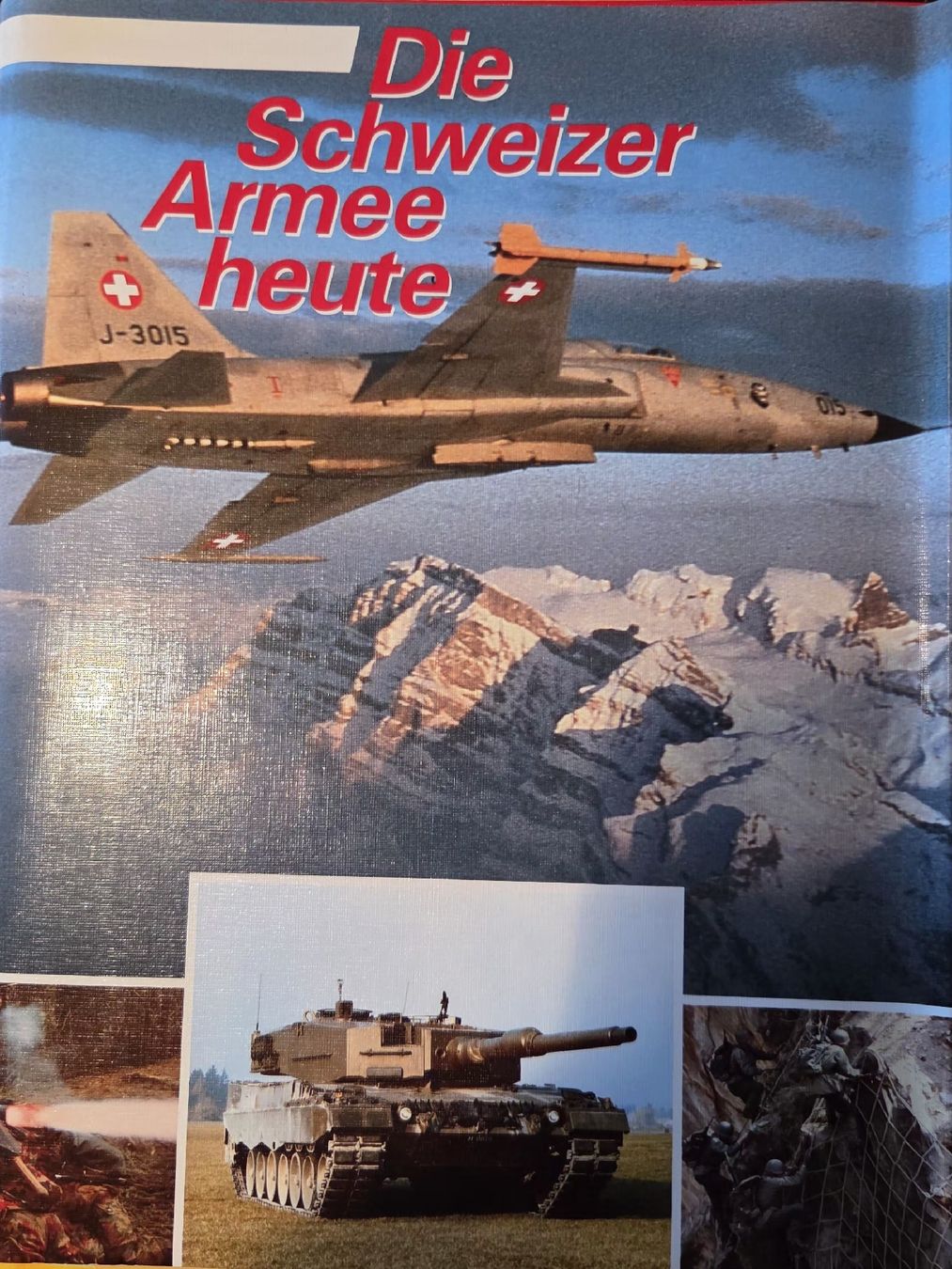 Bücher: Buch der Schweizer Armee – Gebraucht aus Muttenz von MIBLADA