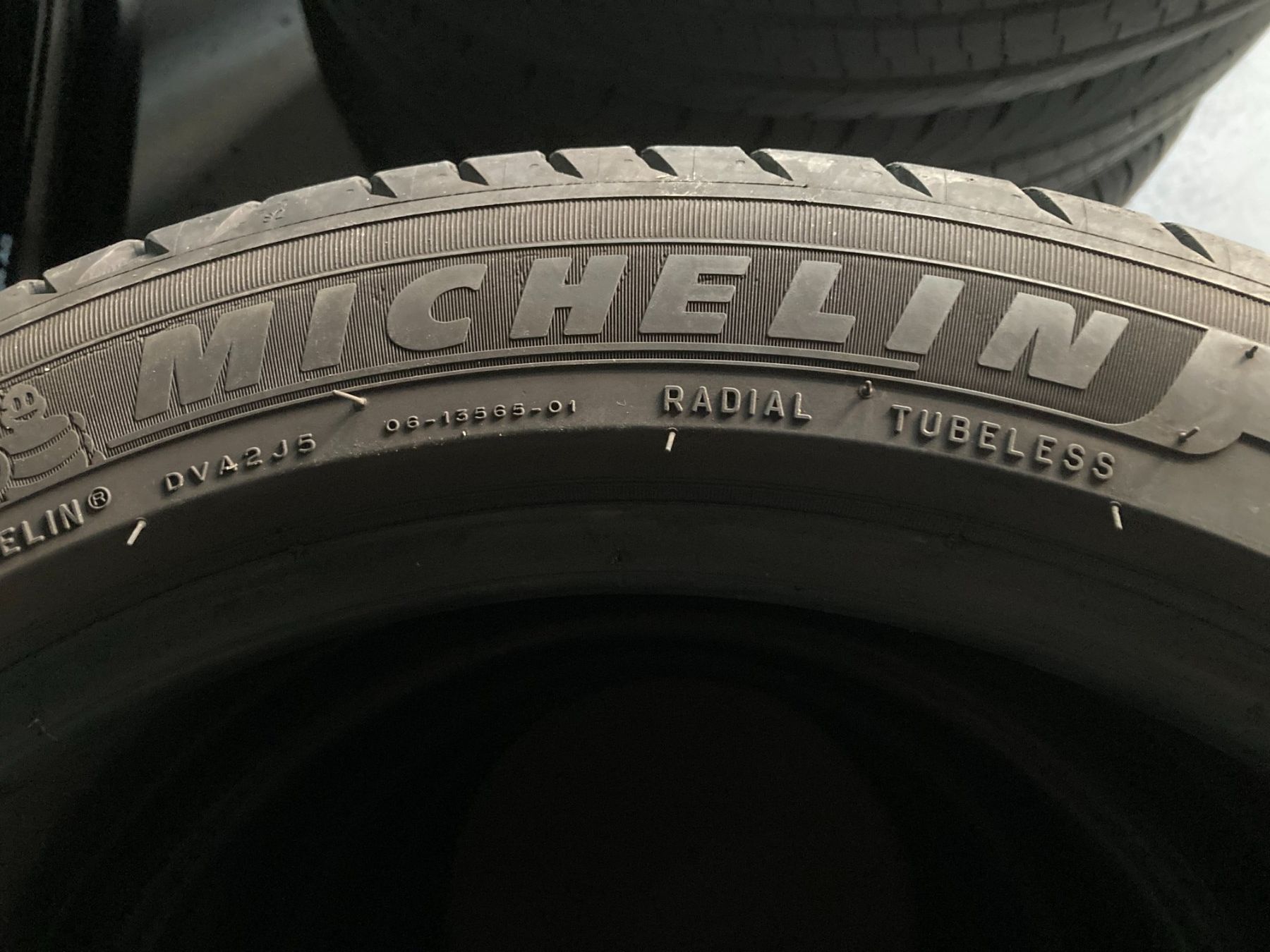 Michelin Pneus & Kompletträder: 225/45R17 Sommerpneu Michelin – Gebraucht aus Cham von WB2223 2