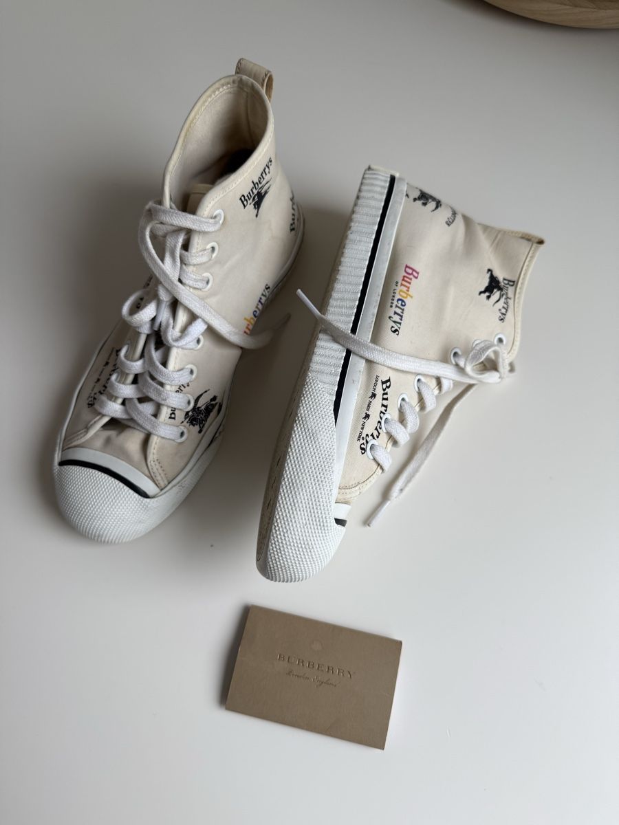 Burberry Scarpe da uomo: Burberry Sneakers Turnschuhe – Usato da Winterthur venduto da 11.11 3