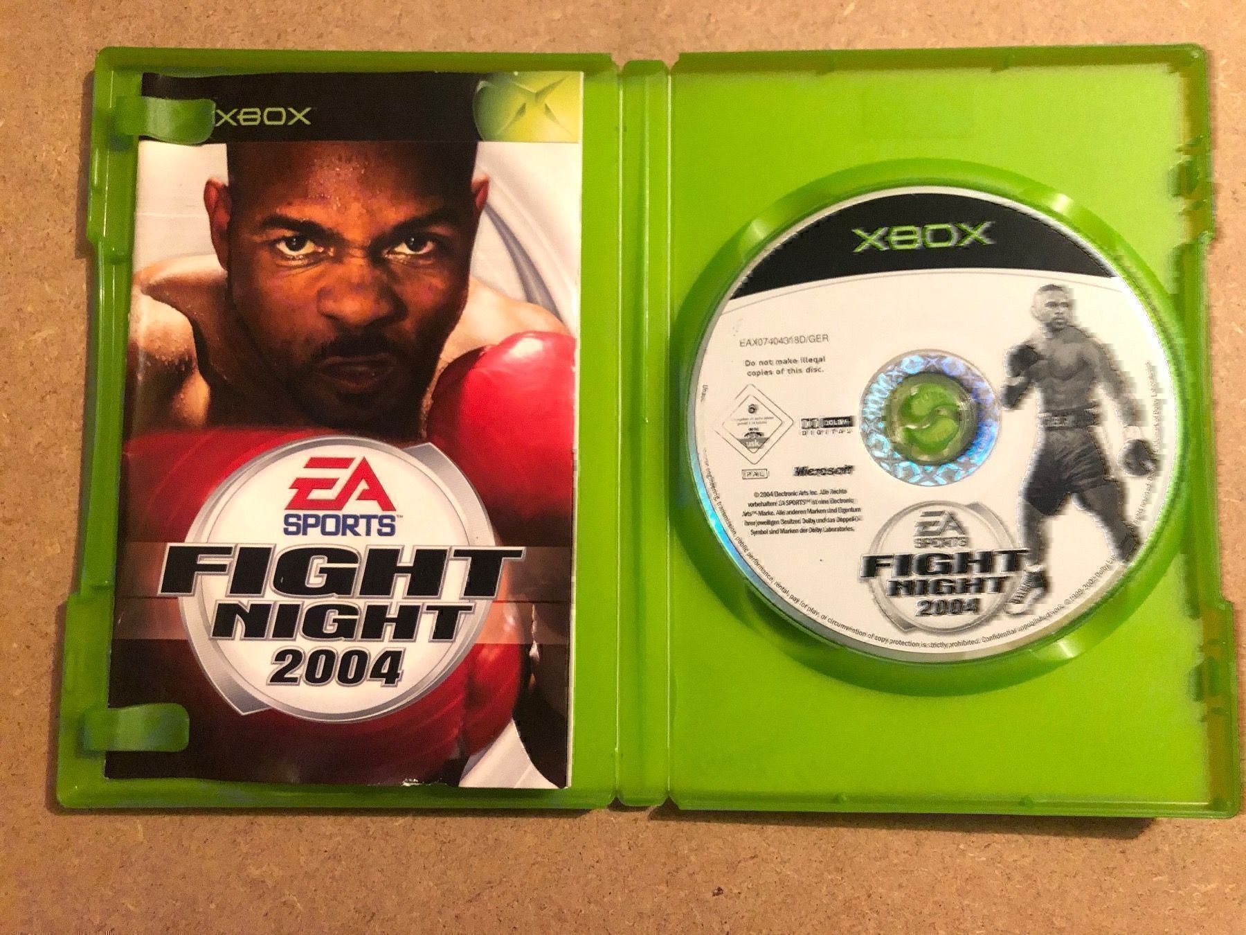Giochi: Fight Night 2004 für Xbox – Usato da Kestenholz venduto da Mad18 2
