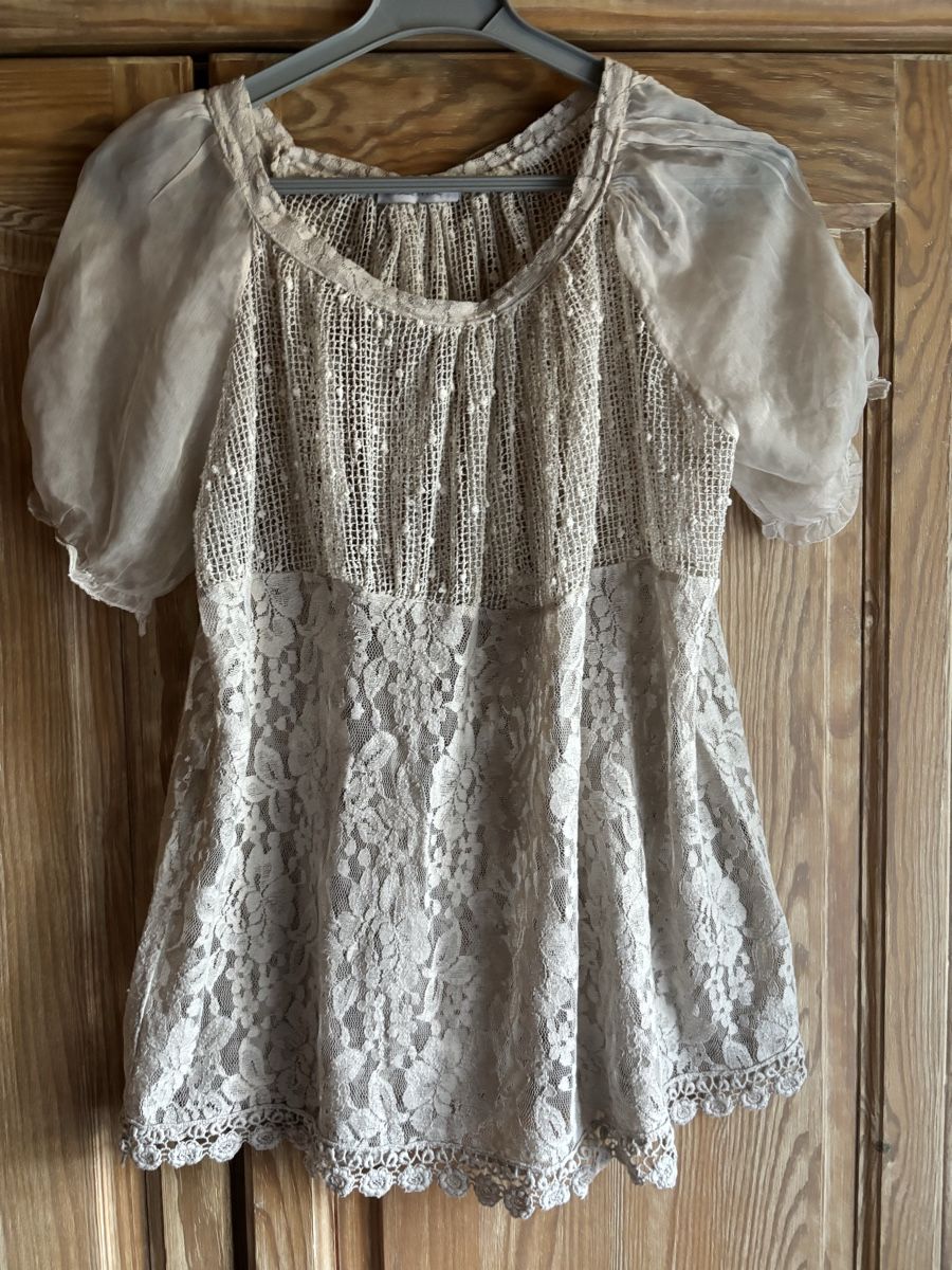 T-shirt: Shirt mit Spitze & Organza – Usato da Balsthal venduto da wasserente