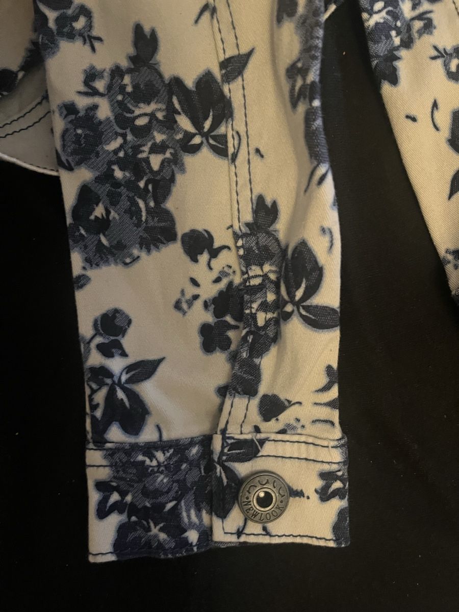 Jacken: Damen Jacke blau/weiss Blumenmuster  – Neu (gemäss Beschreibung) aus Olten von sae_82z2 6