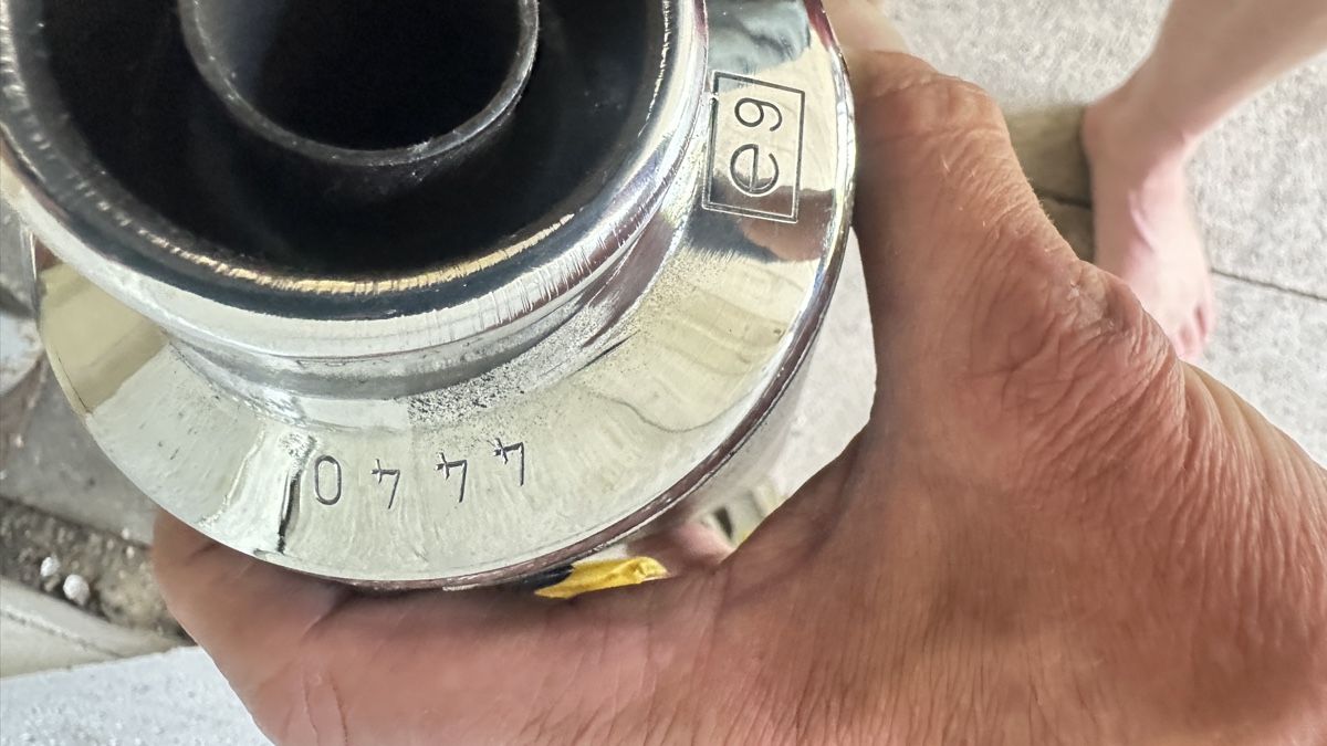 Suzuki Sistemi di scarico: DR650 Suzuki Auspuff – Usato da Kradolf venduto da faktor02 3