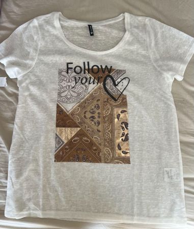 T-shirt blanc taille M imprimé "Follow your heart"