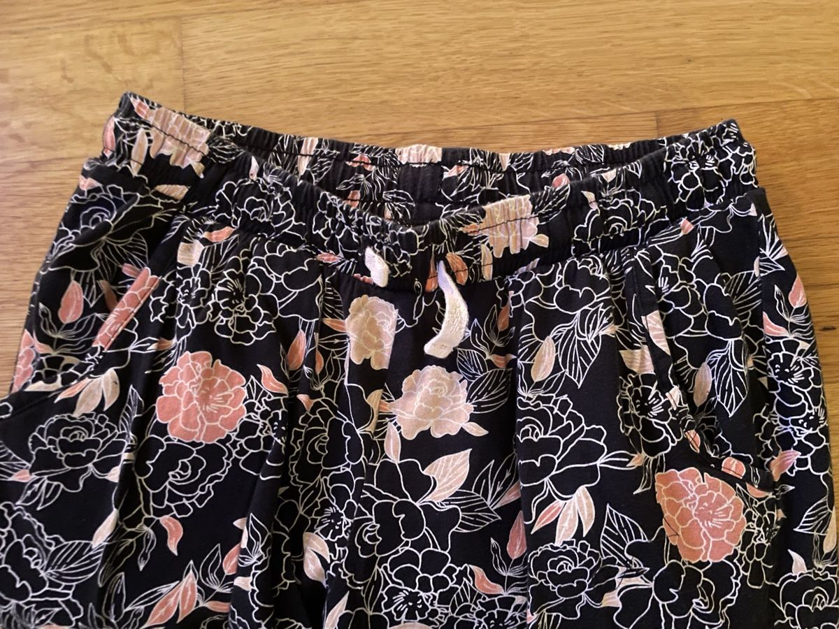 Negligees & Pigiami: Pijama Hose Grösse 36/38 – Usato da Oberwil BL venduto da Petermib 1