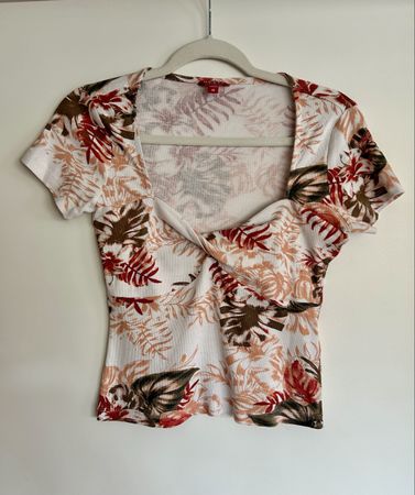 T-Shirt Guess