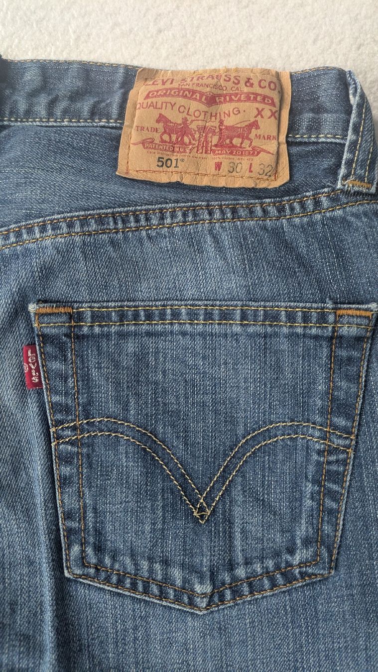 Jeans: Levi's 501 Size W30 L32 – Gebraucht aus Ettingen von hms_w27b 2