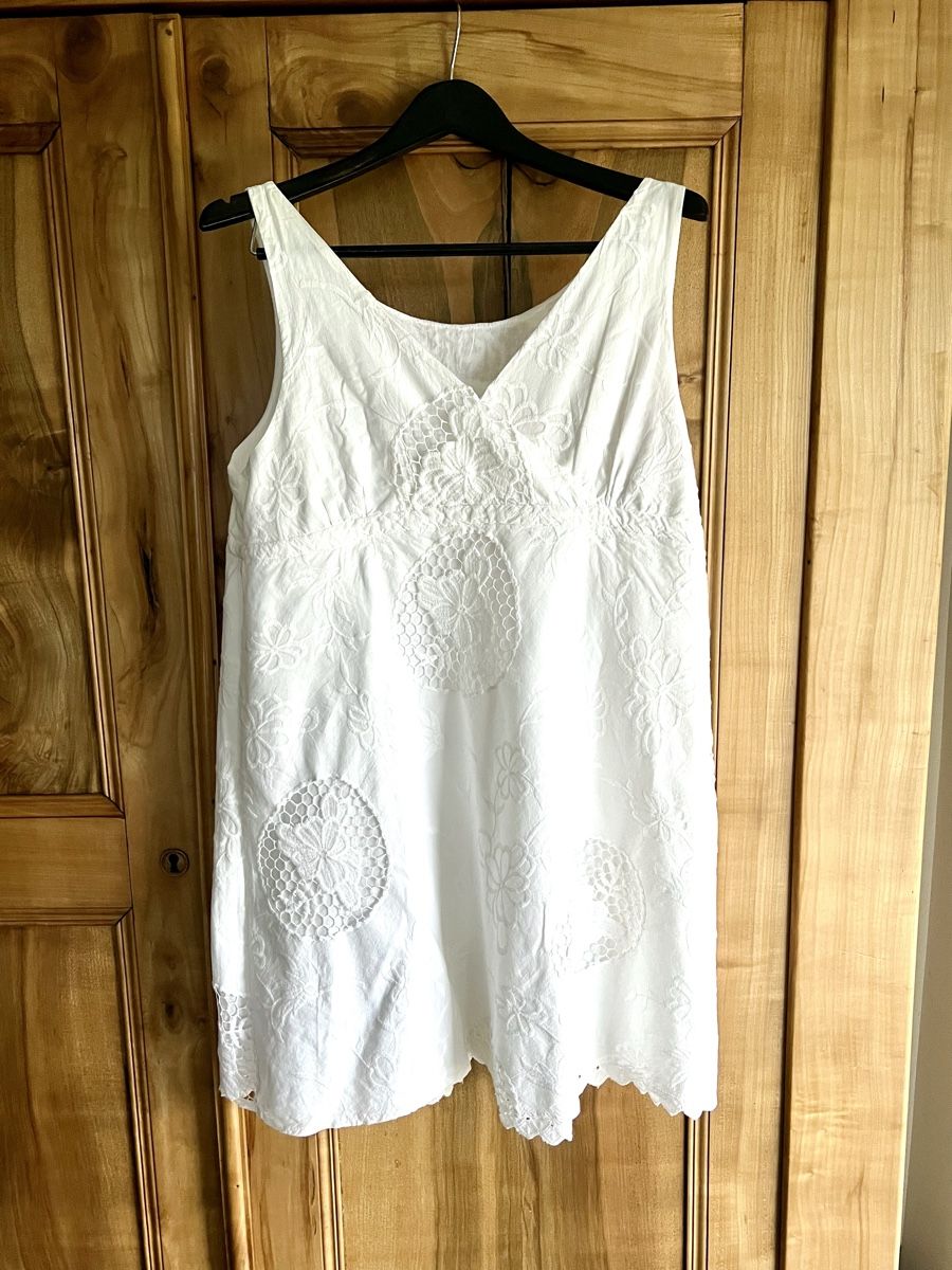 Vestiti: Robe en coton blanche doublée T M-L Neu – Nuovo (secondo la descrizione) da Porrentruy venduto da SYANKA 2
