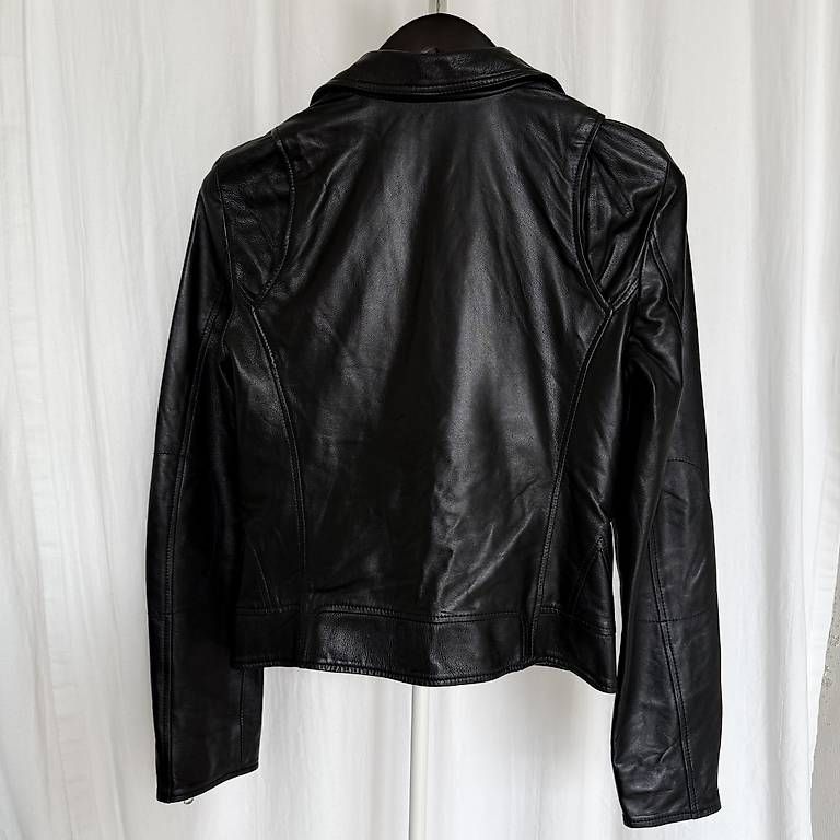 Giacche: Lederjacke Biker Damen schwarz – Usato da Zürich venduto da Dloos 1