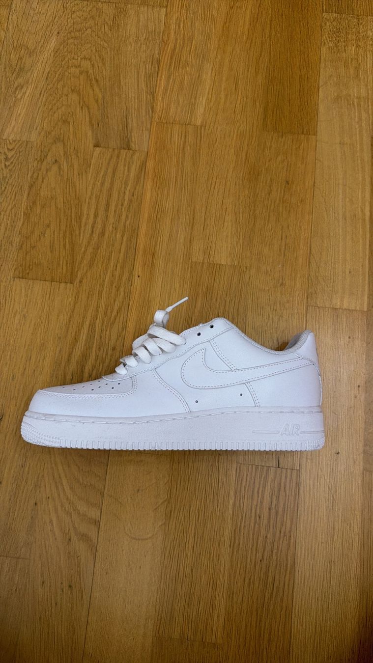 Nike Chaussures hommes: Airforce one – Neuf (Voir description) à Basel par nic_b7zc
