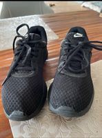 Schwarze Turnschuhe Gr. 38 Versand möglich/Envoi possib