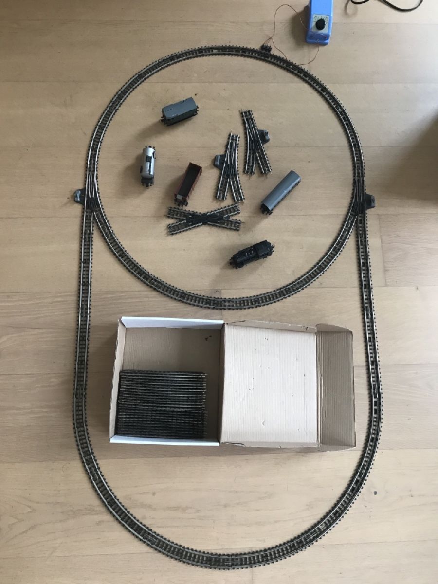 Trix Modellini di ferrovie: Trix Express, Modelleisenbahn Set – Usato da Zürich venduto da Kiron 1