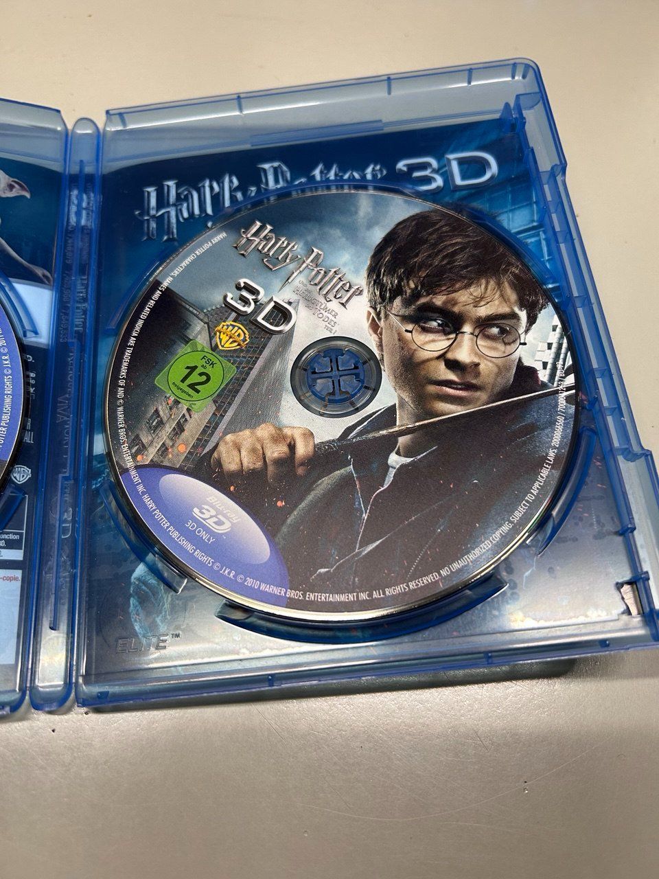 Tutti i DVDs: Harry Potter e i Doni della Morte - Parte 1- Blu Ray – Usato da Giubiasco venduto da LorisVale 2