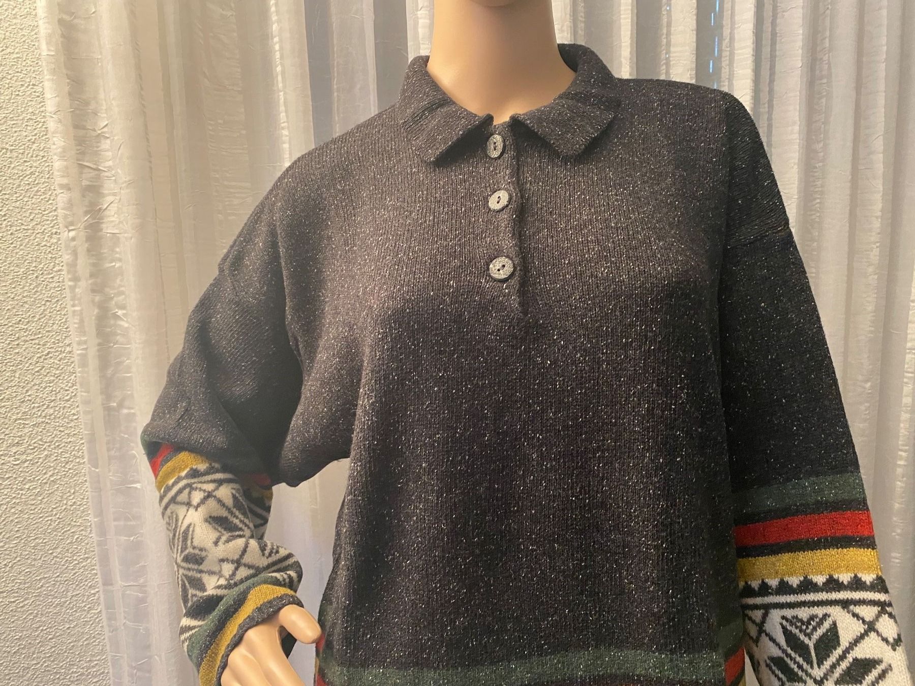 Maglioni & Felpe: Perfekter Auftritt mit diesem seltenen Strickpullover, L/XL – Usato da Winkel venduto da ferrari2022 5