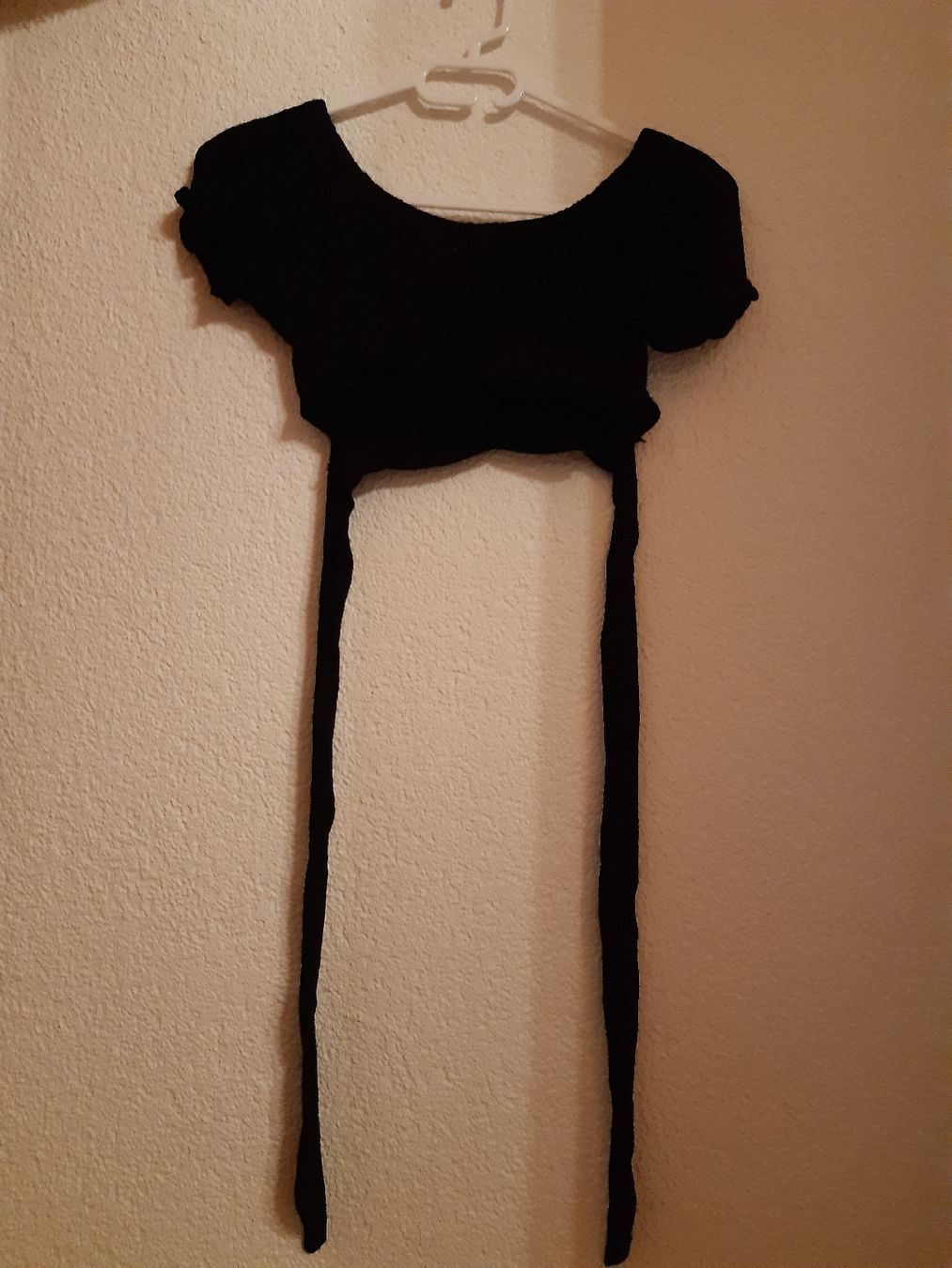 Tops: Bauchfreies Schwarzes Top – Gebraucht aus Toffen von Gwunderegge77 1