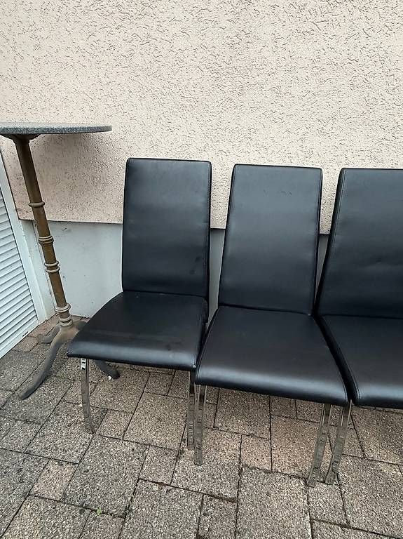 Sedie: 4 Stuhl  – Usato da Wil SG venduto da bar_j7h2 2