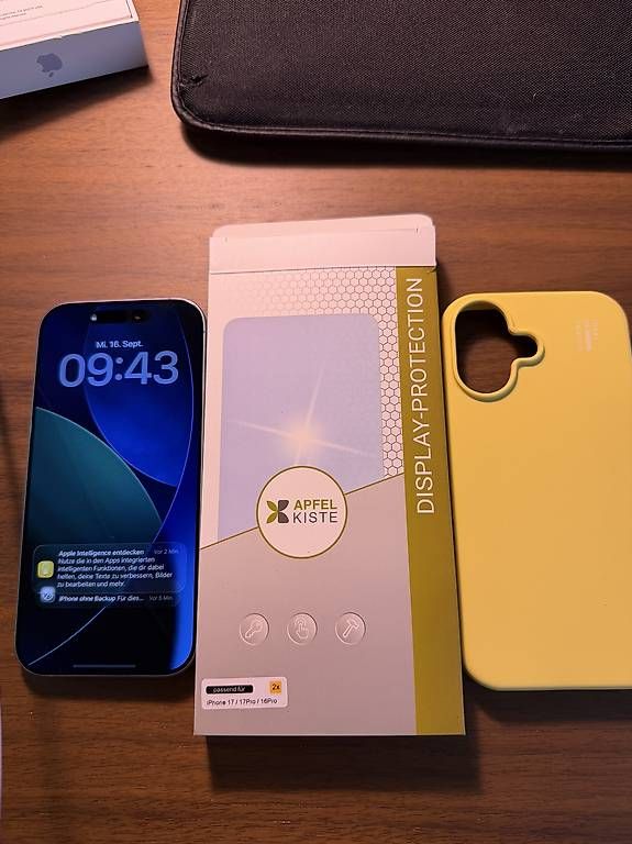 Telefoni cellulari / Smartphones: Iphone  – Usato da Zürich venduto da web_5dk6 4