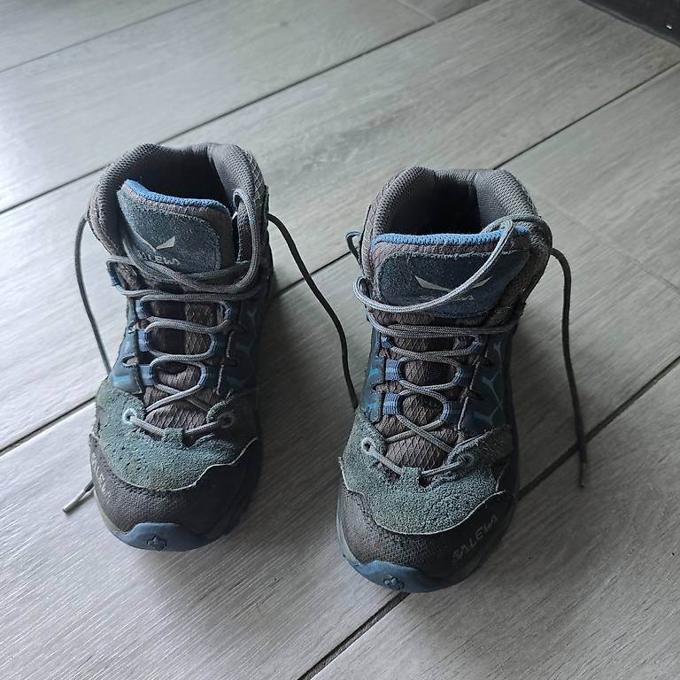 Scarpe da uomo: Scarponcini Saleva – Usato da Pollegio venduto da mbat