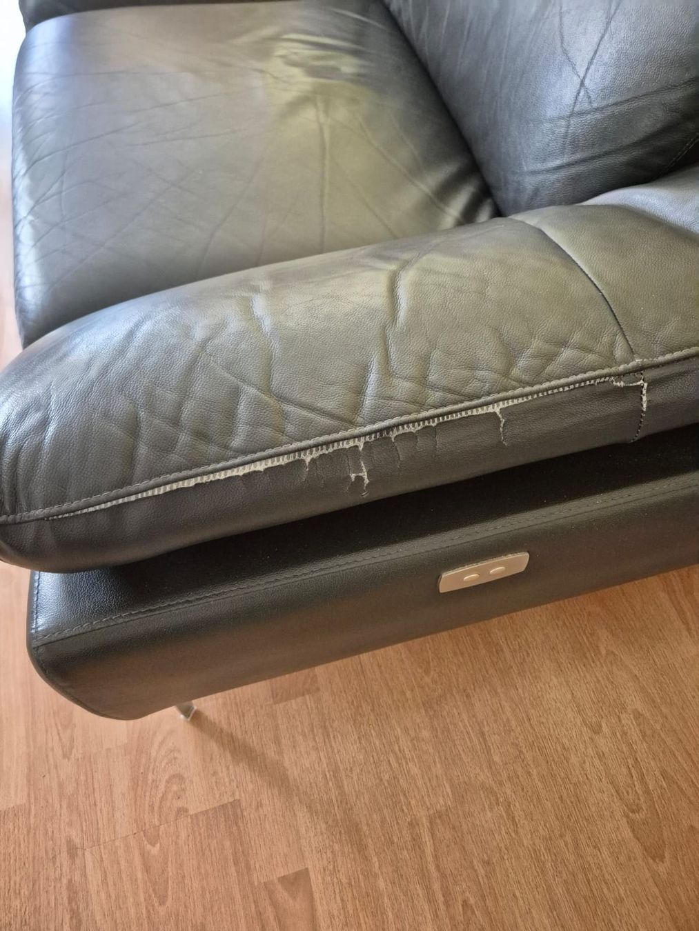 Sofas: Sofa Schwarz Leder – Gebraucht aus Oberentfelden von Varuj 4