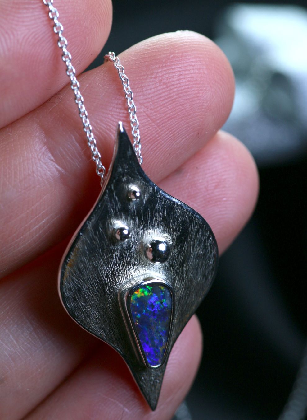 Ciondoli: MOON DUST Mystischer Silberanhänger mit echtem Opal – Nuovo e nell'imballaggio originale da Bern venduto da OSONO.Design 3