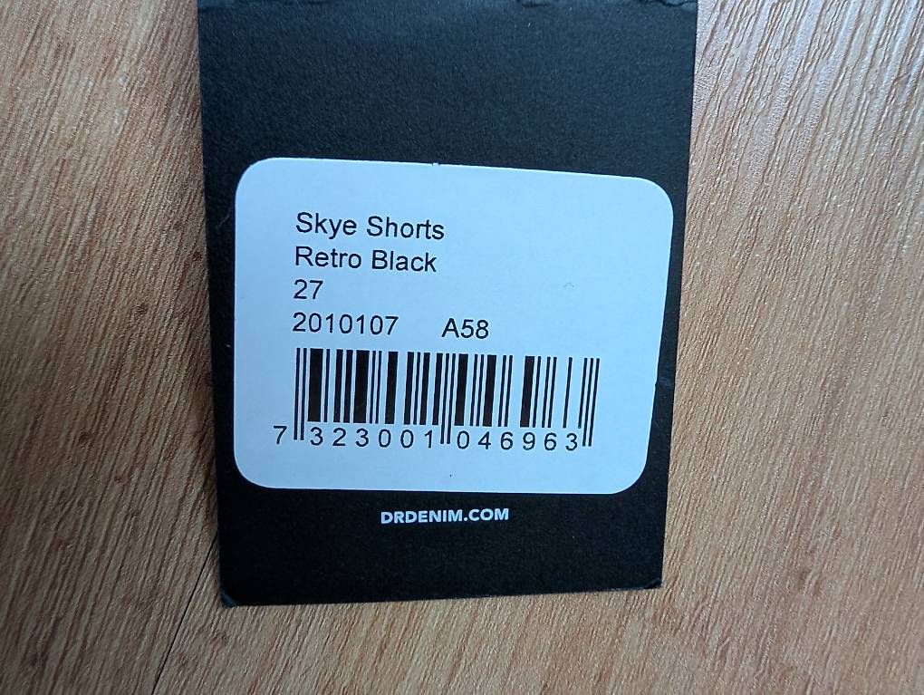 Jeans: Dr. Denim jeansshort Grösse 27 neu – Nuovo (secondo la descrizione) da Spiez venduto da chr_9ycr 1