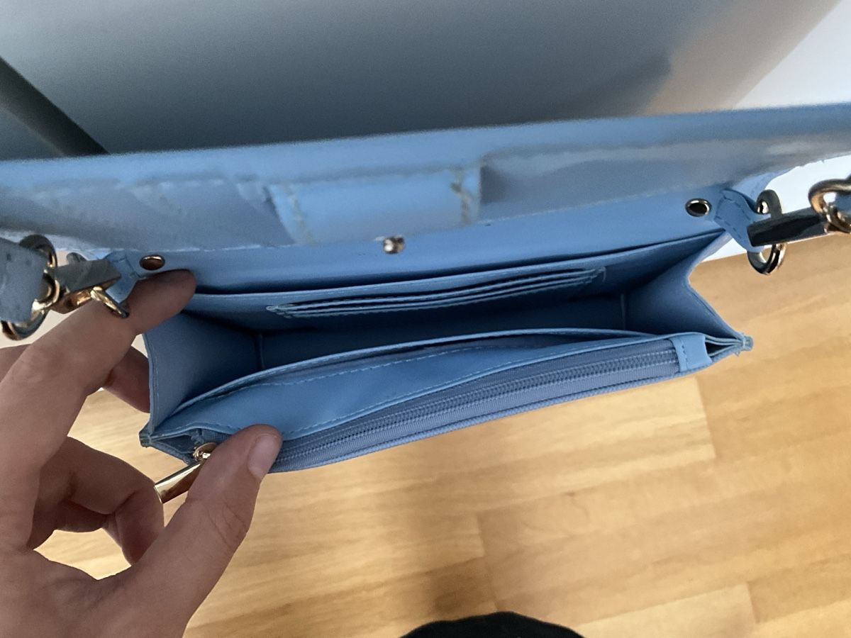 Manor Sacs femmes: Kleine Umhängetasche hellblau – D'occasion à Lenzburg par san_7gqg 3