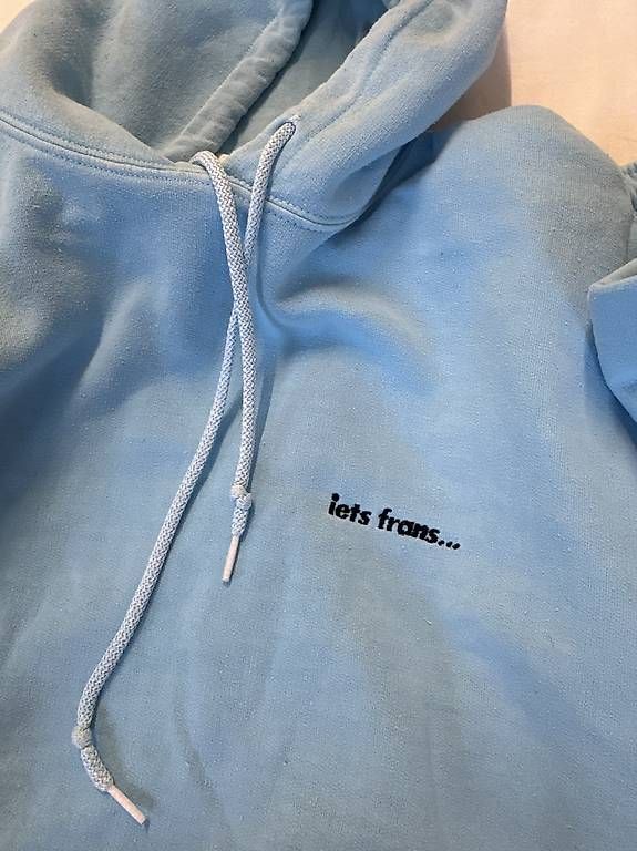 Iets Frans... Pullover & Sweatshirts: babyblue trainer set - iets frans... – Gebraucht aus Zürich von refg7 2