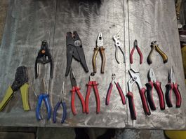 Pinces divers / 15 pièces 