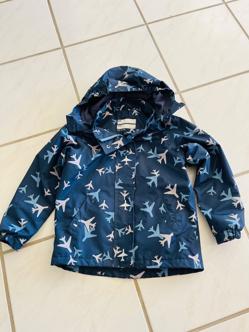Giacche & Cappotti: Kinder Thermo-Regenjacke Grösse 122/128 – Usato da Konolfingen venduto da takkie