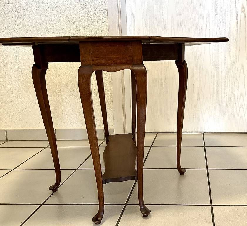 Tavoli: Nussbaum Klapptisch Gründerzeit – Usato da Arbon venduto da gatete 2