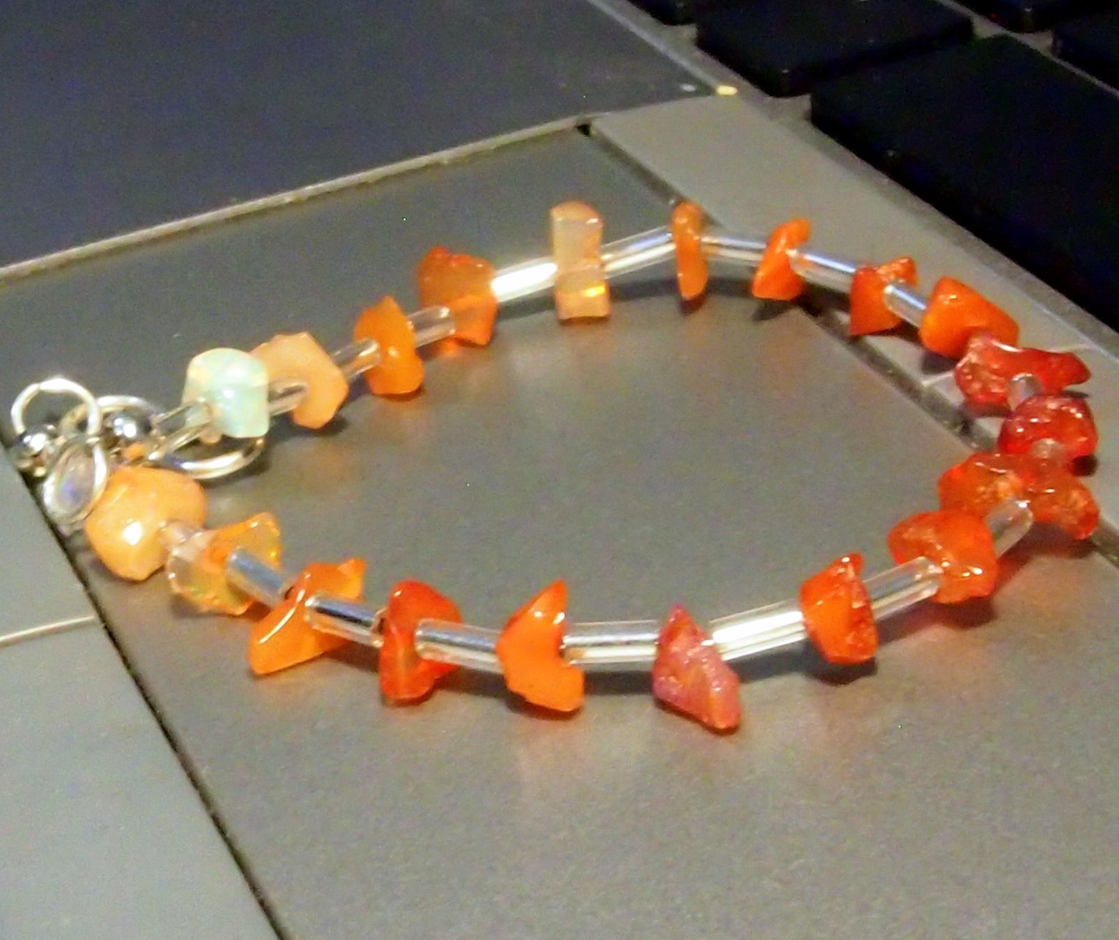 Bracciali & Braccialetti: Arm- oder Fusskette aus mexikanischen Feueropalen! – Nuovo e nell'imballaggio originale da Reinach BL venduto da rumablum 4