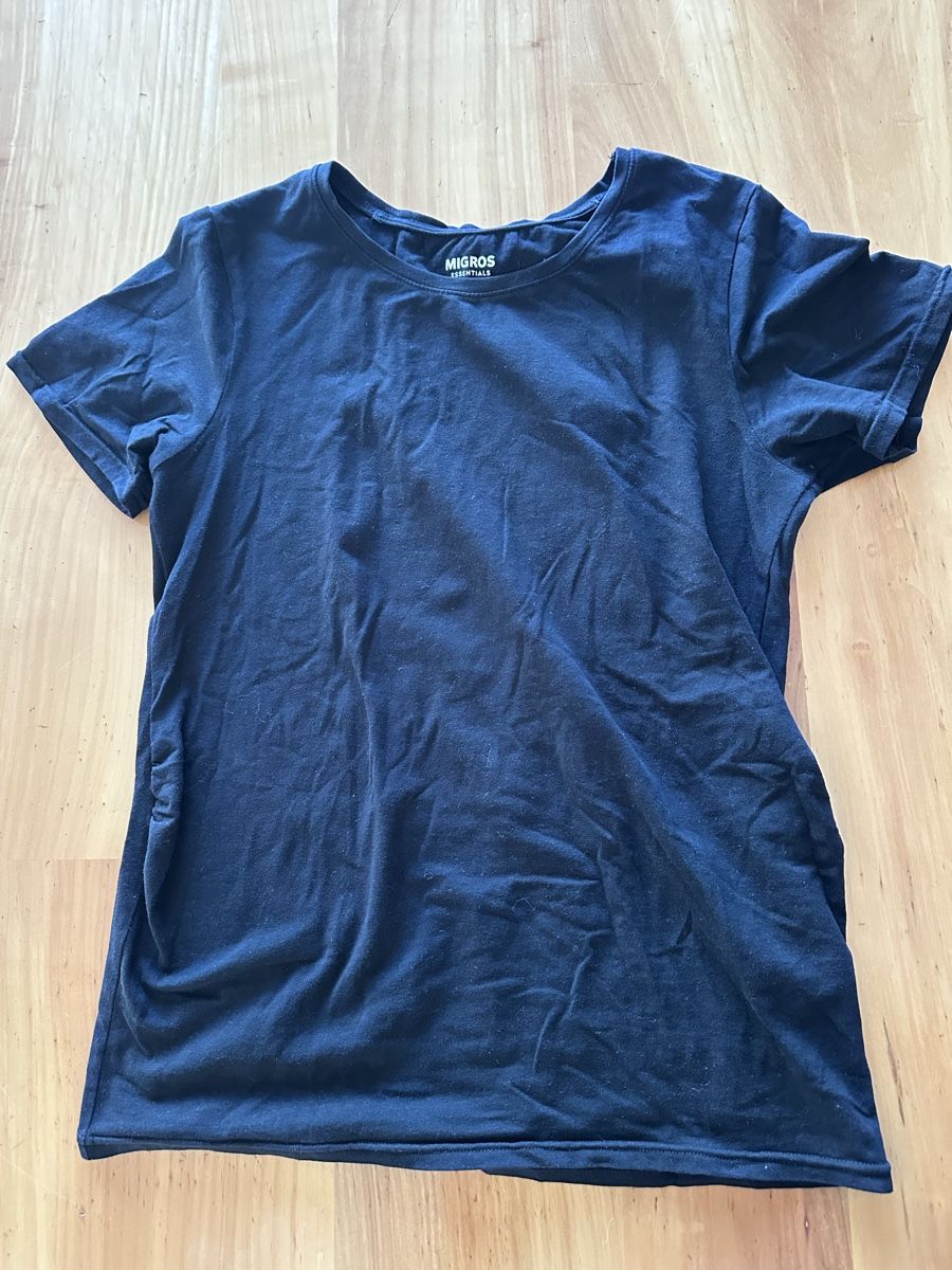 T-Shirts: Umstandsshirts / 1 Stilltop Grösse M – Gebraucht aus Zürich von ls89 2
