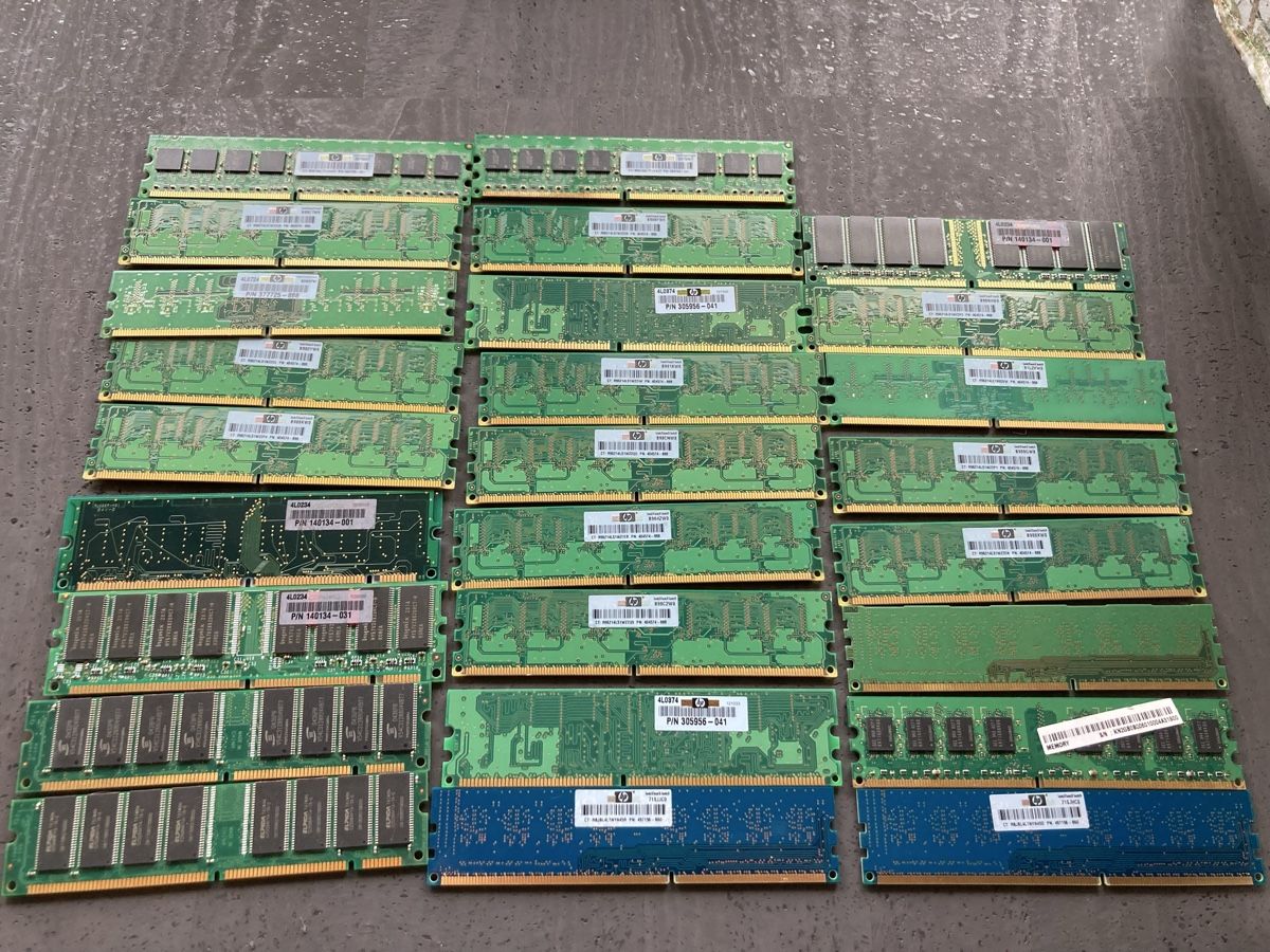 PC: Ram und CPU Konvolut – Usato da Stetten SH venduto da Hrbt 1