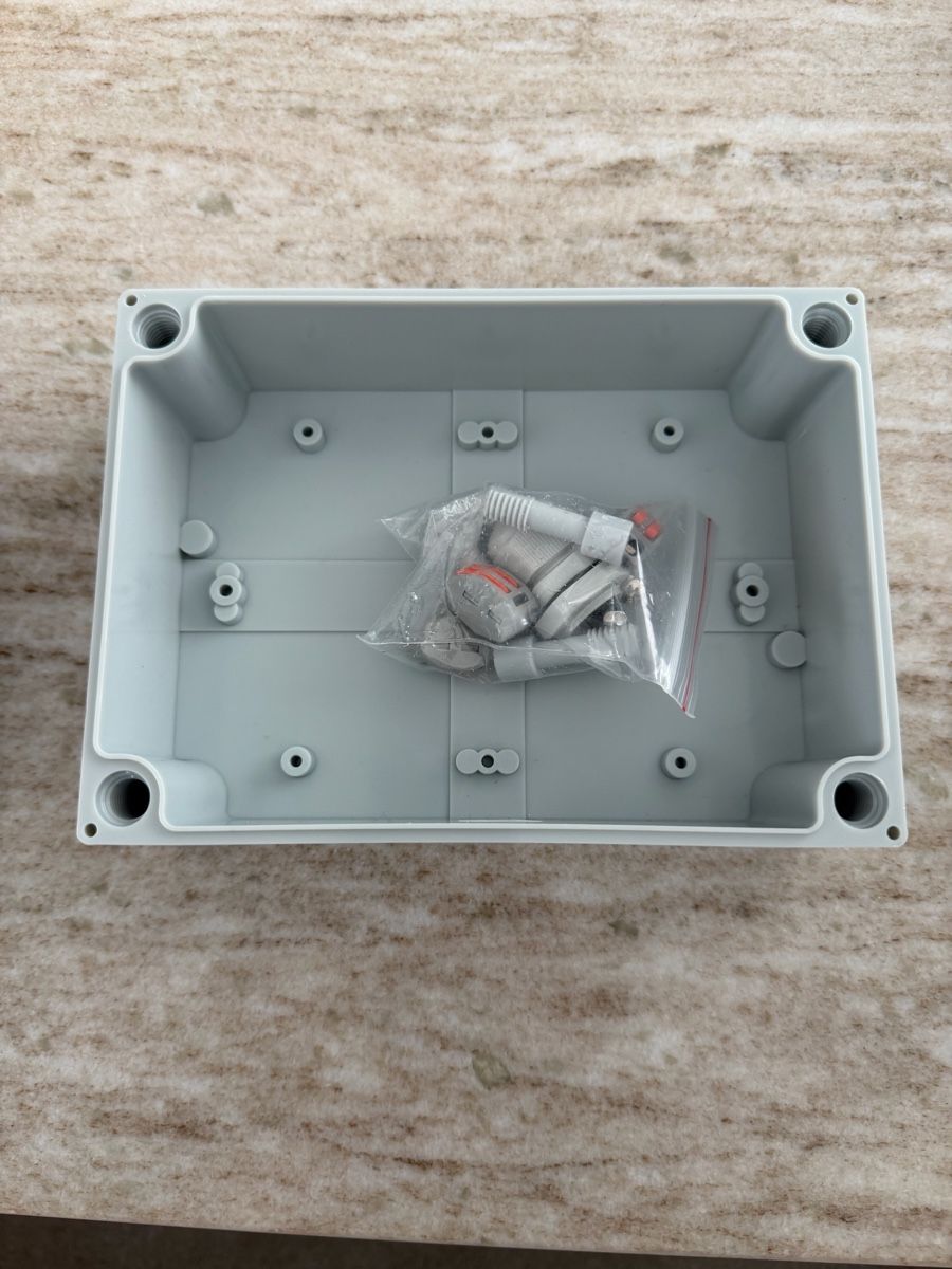 Stromzufuhr: Mobile Stromverteilung 230V mit FI/LS-Schutzschalter – Neu und originalverpackt aus Regensdorf von bugra60 1