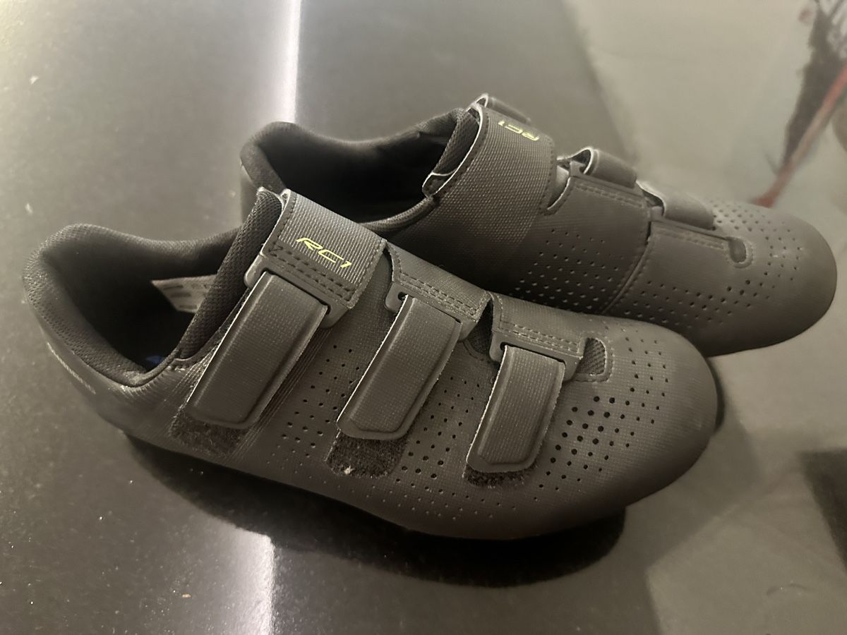Shimano Herrenschuhe: Shimano RC1 with SPD cleats – Neu (gemäss Beschreibung) aus Zermatt von valkata332