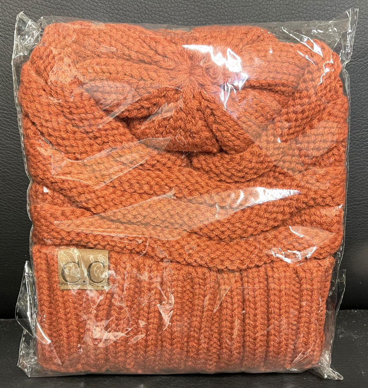 Copricapi, berretti & cappellini: C.C Grosse gerippte Strickmütze, dick, weich – Nuovo e nell'imballaggio originale da Oftringen venduto da Vucki 1