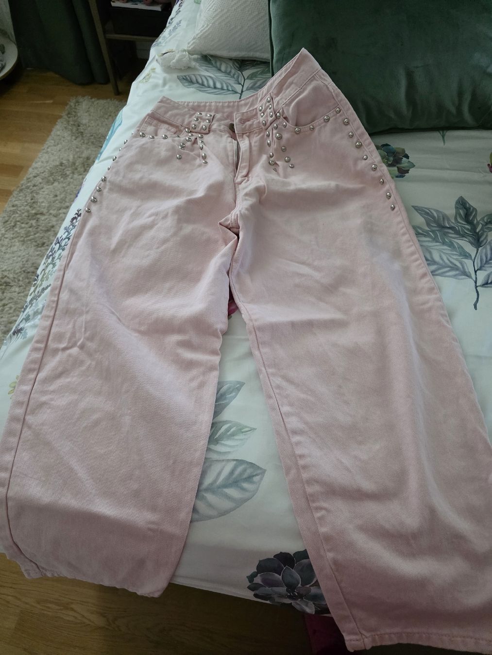 Jeans: Jeans mit Nieten – Usato da Itingen venduto da bea_bxv5