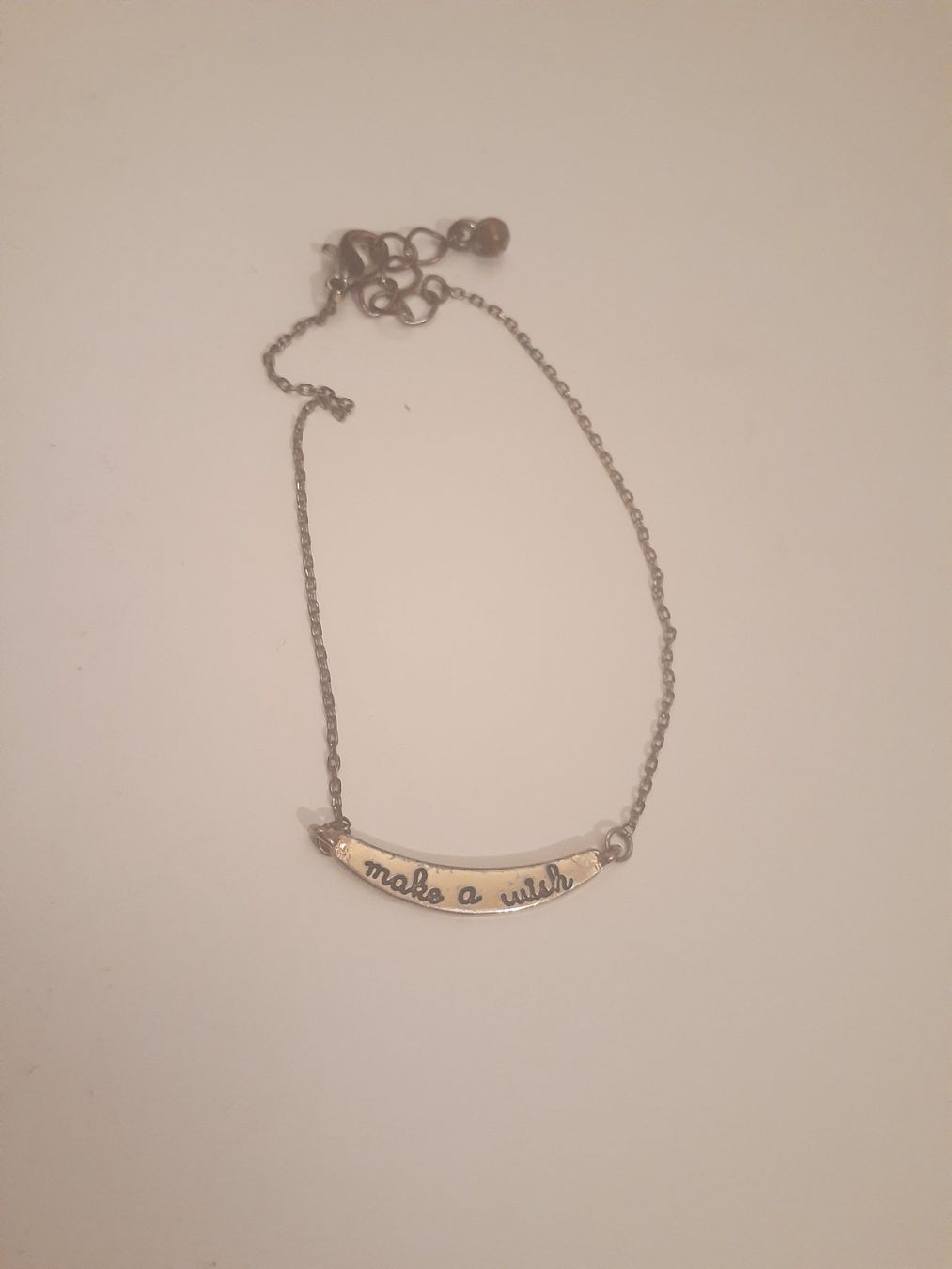 Bracciali & Braccialetti: Petit bracelet doré gravé avec "make a wish" – Usato da Lausanne venduto da rho_h68s