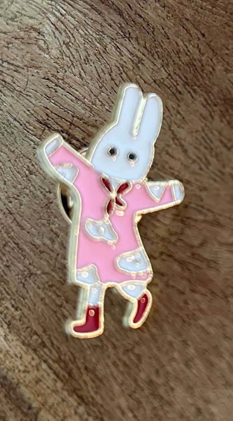 Placchette & Badge: Pin Hase – Nuovo e nell'imballaggio originale da Geneve venduto da vane267