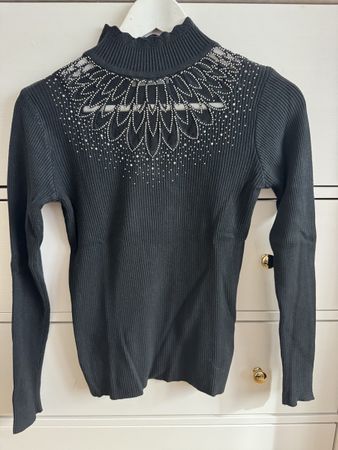 Schwarzer Damen Stehkragenpullover mit Strass Gr. S/M