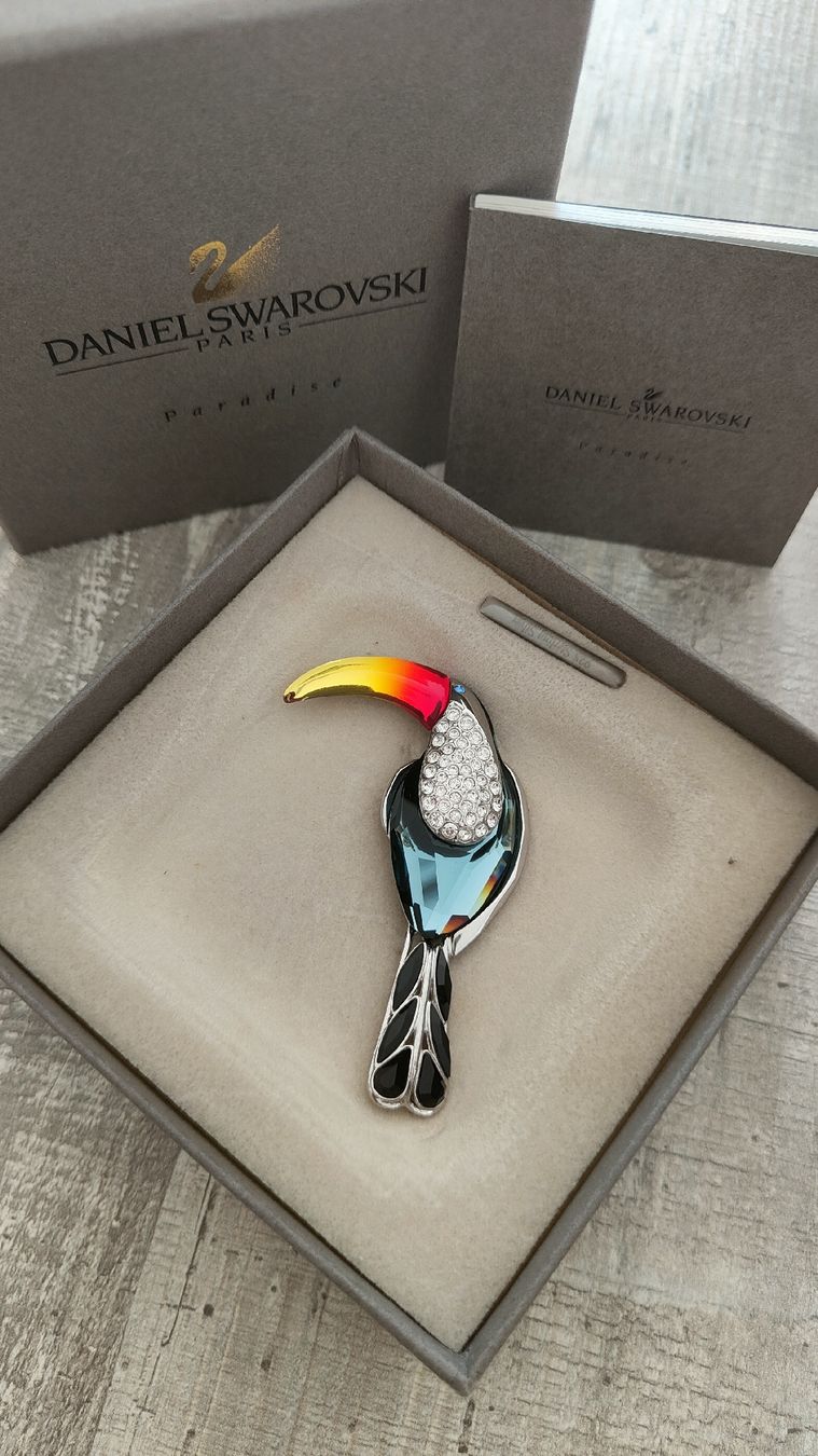 Swarovski Spille & Fermagli: Daniel Swarovski Brosche Tukan, 925er Silber – Usato da Hunzenschwil venduto da Actaea