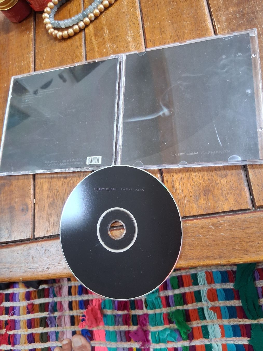 CDs: skepticism- farmakon  – Gebraucht aus St-Cergue von VeganWarrior