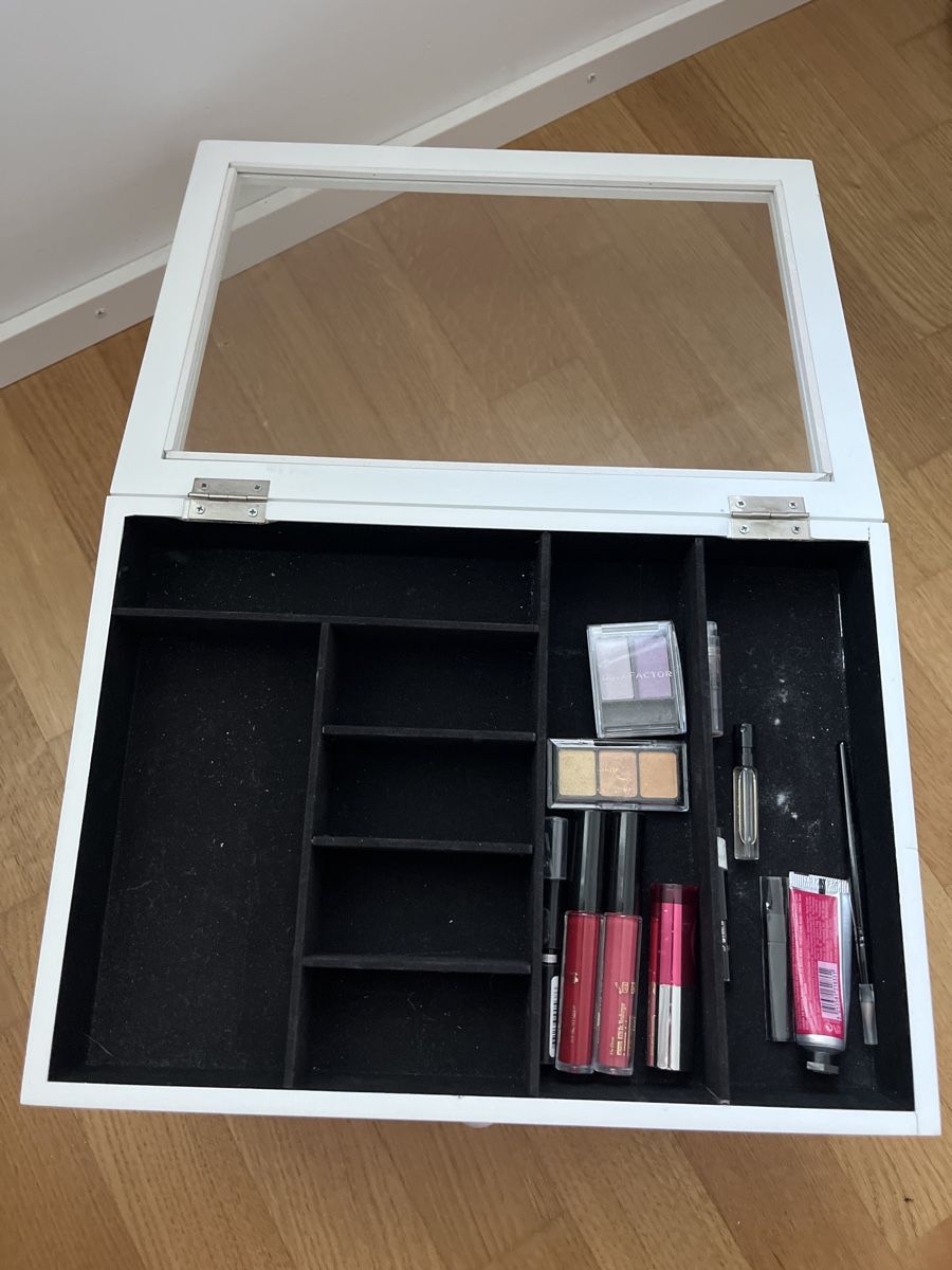 Make-up: Beauty Box Schminkaufbewahrung – Gebraucht aus Dietikon von na_129 1