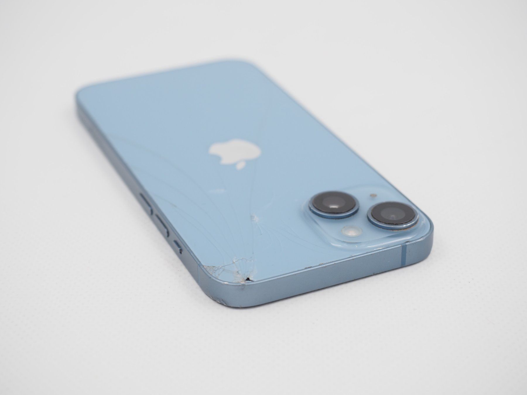 Apple Telefoni cellulari / Smartphones: APPLE iPhone 14 iCloud gesperrt  (26062715) – Difettoso da Zürich venduto da fundsachenverkauf 6