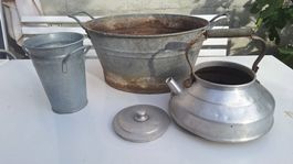 3 alte Gefässe zum Bepflanzen verzinkt , 40cm Zuber , Krug .