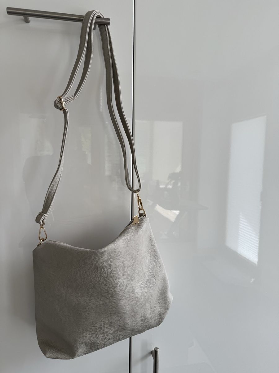 Taschen für Damen: Tasche – Gebraucht aus visp von Kmemo1 2