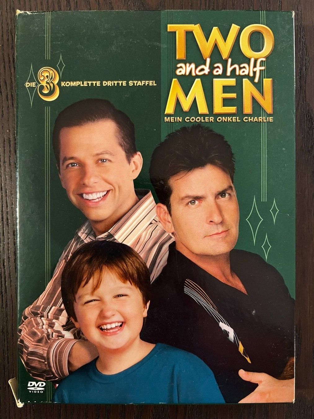 Tutti i DVDs: Two and a Half Men Staffel 3 – Usato da Zürich venduto da FilmFreunde