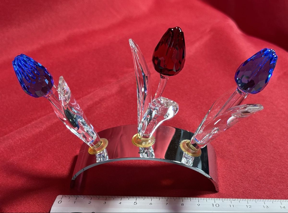Swarovski Statuette: Swarovski Tulpenbeet gross – Usato da Seon venduto da Ceci7 3